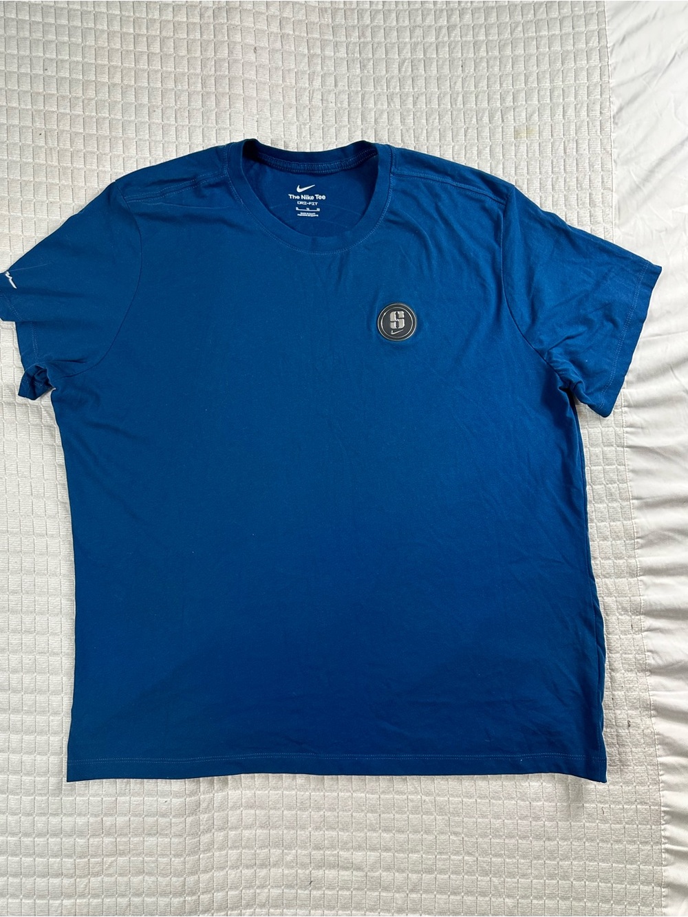 Nike men’s t-shirt